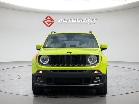 Used 2018 Jeep Renegade Altitude AWD/4WD image 12