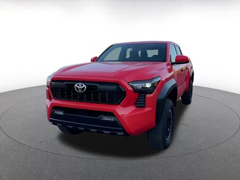 Used 2024 Toyota Tacoma TRD Off-Road AWD/4WD image 4