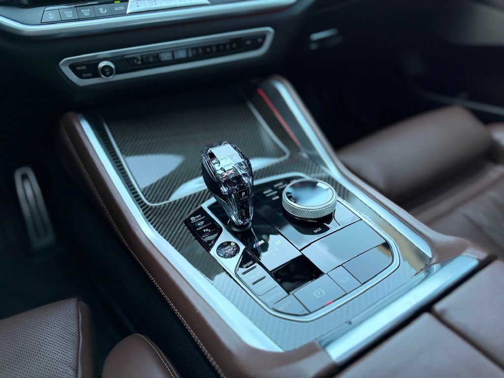 Used 2021 BMW X6 M50i w/ Executive Package AWD/4WD image 18