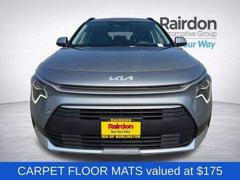 Certified 2024 Kia Niro LX FWD image 2