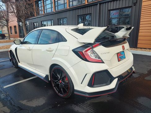 Used 2019 Honda Civic Type R image 3
