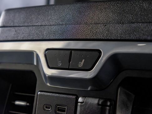 Used 2022 Chevrolet Silverado 3500 High Country w/ Z71 Off-Road Package image 33