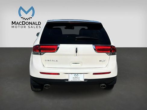 Used 2015 Lincoln MKX FWD w/ Equipment Group 102A image 6