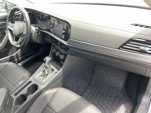 Used 2023 Volkswagen Jetta SE FWD image 29