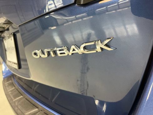 Used 2020 Subaru Outback Limited AWD/4WD image 38