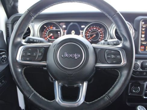 Used 2021 Jeep Wrangler Unlimited Sahara image 25