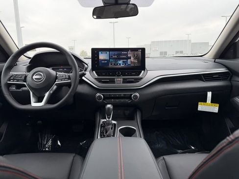 New 2026 Nissan Altima 2.5 SR FWD image 19