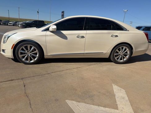 Used 2013 Cadillac XTS Luxury w/ Driver Awareness Package image 5