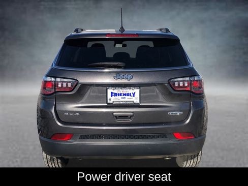 Used 2023 Jeep Compass Latitude image 7