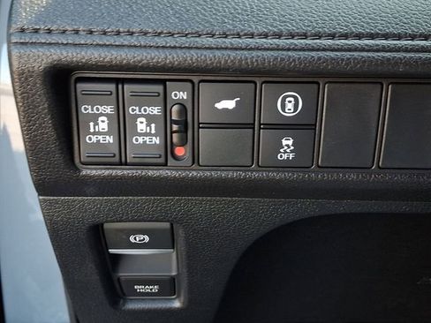 Certified 2024 Honda Odyssey Sport image 26