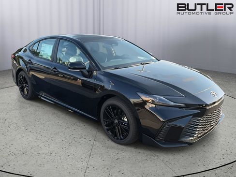 New 2026 Toyota Camry SE FWD image 8