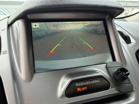 Used 2018 Ford Transit Connect XLT image 31