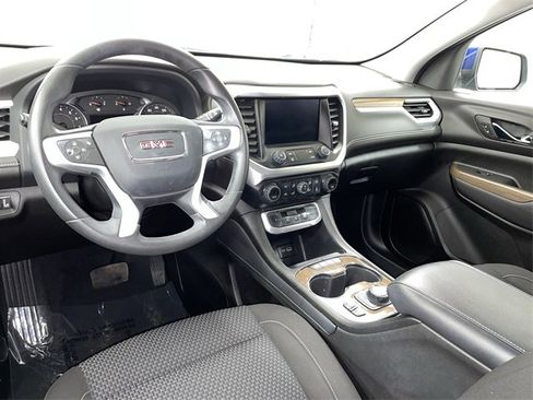 Used 2023 GMC Acadia SLE w/ Driver Convenience Package image 19