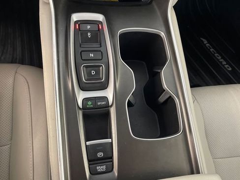 Certified 2021 Honda Accord Touring image 15