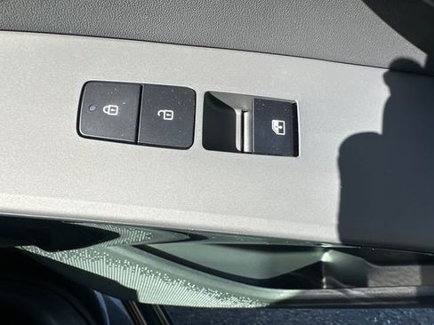 New 2025 Kia Niro Wave image 23