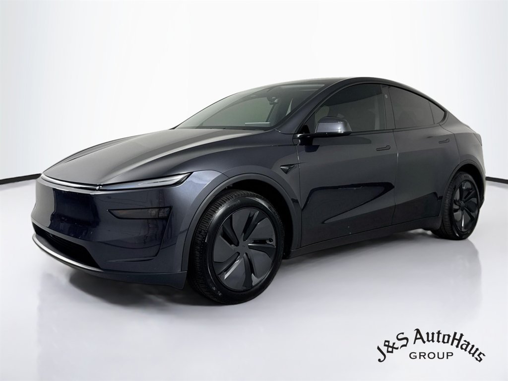 Used 2026 Tesla Model Y AWD image 3