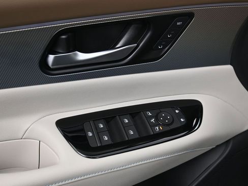 New 2026 Nissan Murano Platinum AWD/4WD image 11