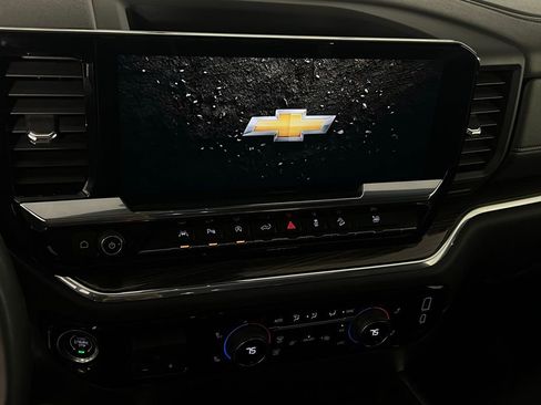 Used 2024 Chevrolet Silverado 1500 LT Trail Boss w/ LT Trail Boss Premium Package image 20