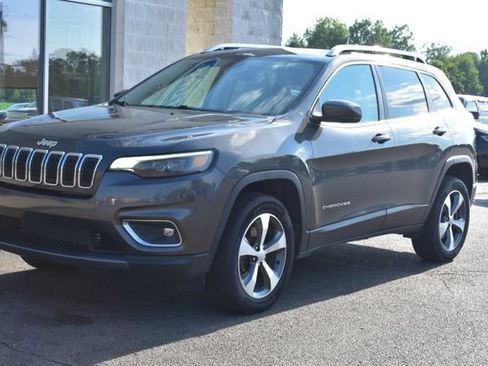 Used 2021 Jeep Cherokee Limited w/ Sun & Sound Group AWD/4WD image 17