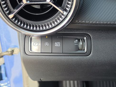 New 2026 Chevrolet Equinox LT FWD image 31