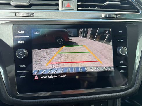 Certified 2023 Volkswagen Tiguan SE image 21