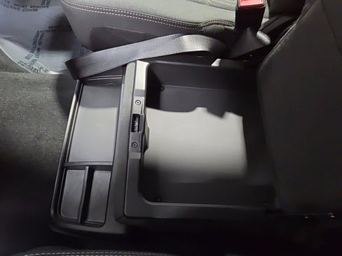 Used 2022 RAM 2500 Big Horn w/ Level C Equiment Group image 31