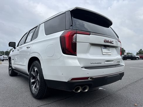 Used 2025 GMC Yukon AT4 Ultimate AWD/4WD image 8