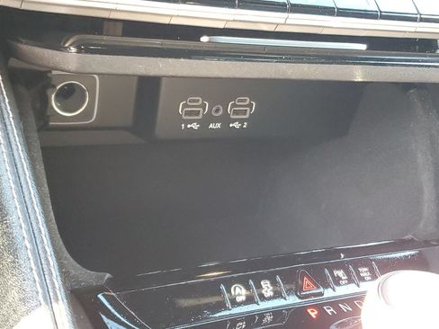 Used 2024 Jeep Wagoneer L 4WD image 20