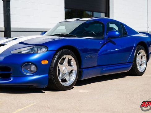 Used 1996 Dodge Viper GTS image 52