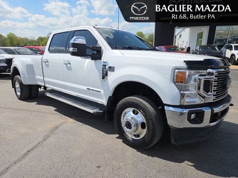 Used 2022 Ford F350 XLT w/ XLT Premium Package AWD/4WD image 1