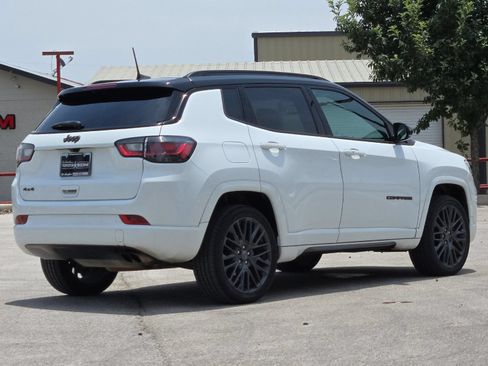 Used 2022 Jeep Compass High Altitude AWD/4WD image 5