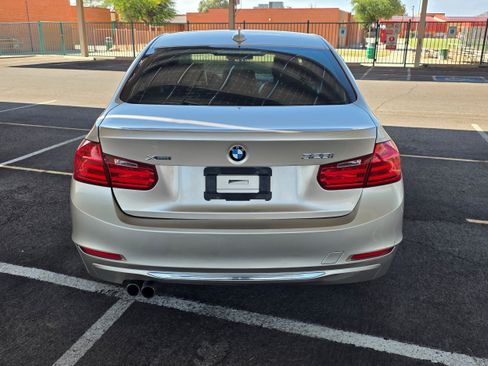 Used 2014 BMW 328i xDrive Sedan AWD/4WD image 4