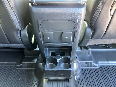 Used 2023 Ford Explorer XLT w/ Equipment Group 202A image 36