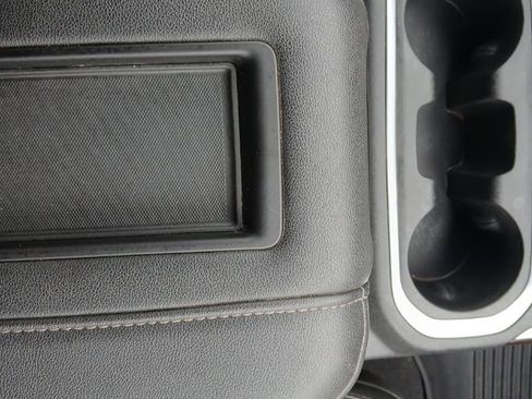 Used 2021 GMC Sierra 1500 SLT image 27