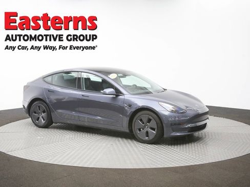 Used 2023 Tesla Model 3 Standard Range image 44