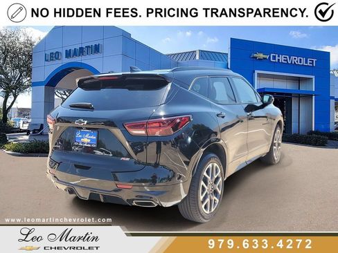 Used 2025 Chevrolet Blazer RS AWD/4WD image 3