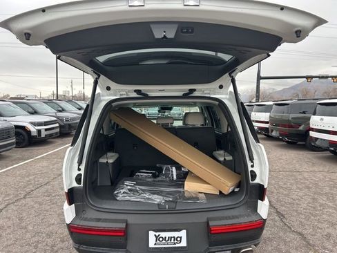 New 2026 Hyundai Santa Fe SE image 28