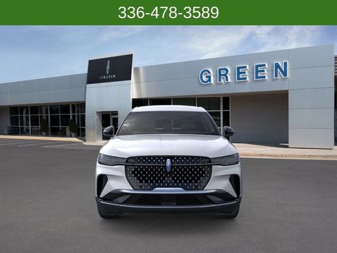 New 2026 Lincoln Nautilus Premier image 6