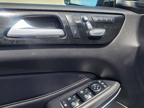 Used 2018 Mercedes-Benz GLS 550 4MATIC image 28