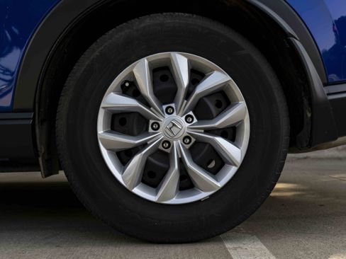 Used 2025 Honda CR-V LX image 15