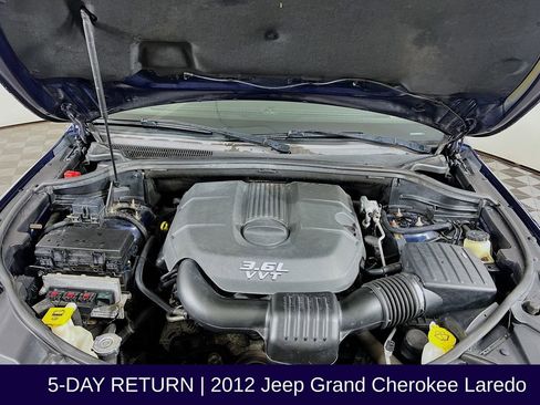 Used 2012 Jeep Grand Cherokee Laredo w/ Laredo E Group image 31