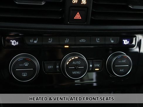 Used 2021 Volkswagen Jetta SEL Premium image 8