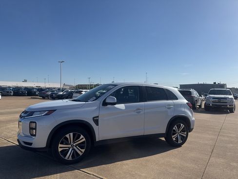 Used 2024 Mitsubishi Outlander Sport ES image 9