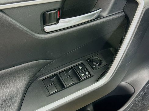 Certified 2019 Toyota RAV4 XLE image 12