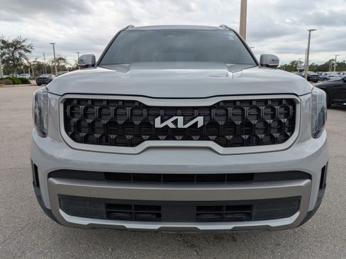Certified 2023 Kia Telluride EX X-Line image 3