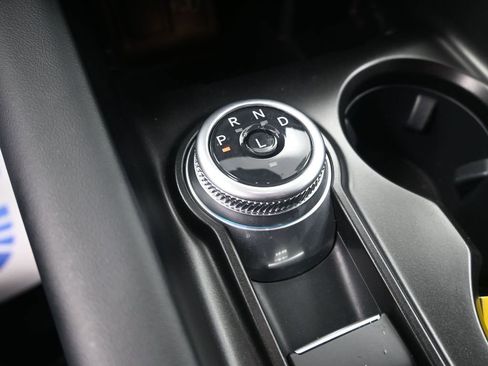 Used 2025 Ford Explorer ST-Line w/ ST-Line Street Pack image 24