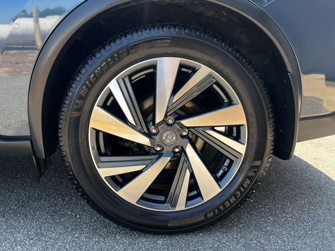 Used 2017 Nissan Murano Platinum w/ Platinum Technology Package AWD/4WD image 37