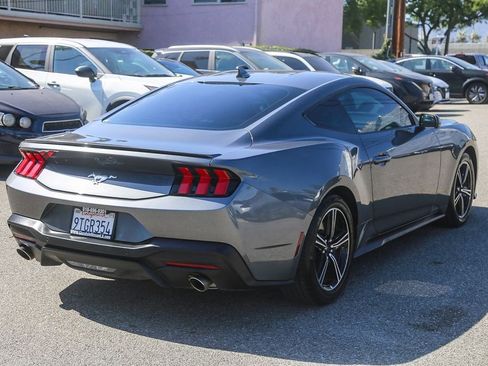 Used 2025 Ford Mustang Premium RWD image 8
