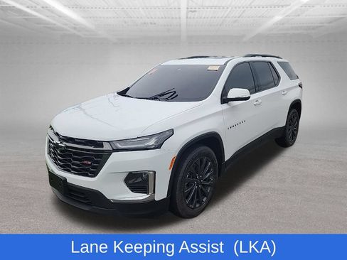 Used 2023 Chevrolet Traverse RS AWD/4WD image 7