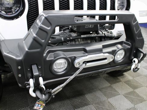 Used 2023 Jeep Wrangler Unlimited Sahara image 44